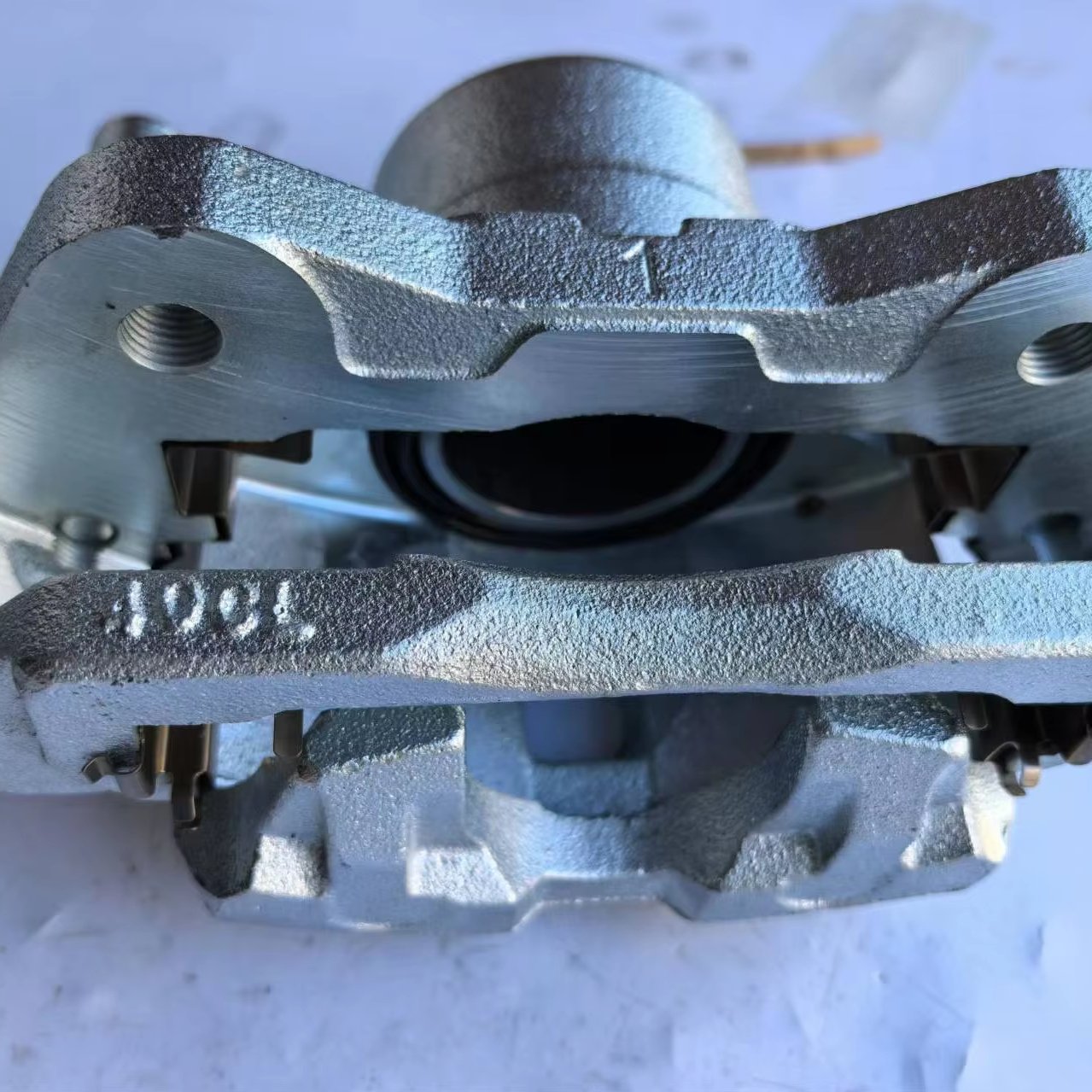 Replacement New Brake Caliper for Isuzu Vehicle